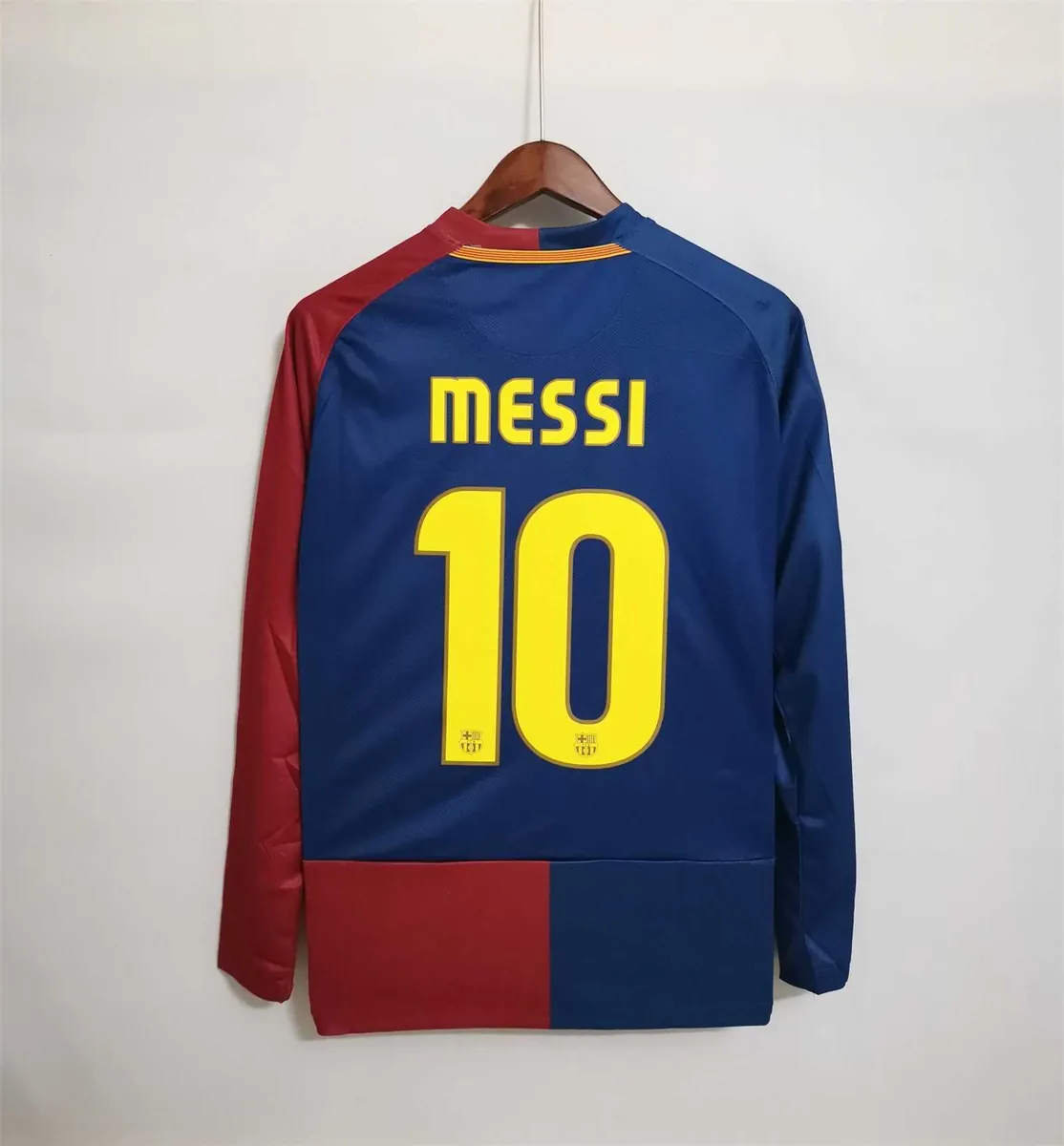 08-09 Barcelona home long sleeve 1