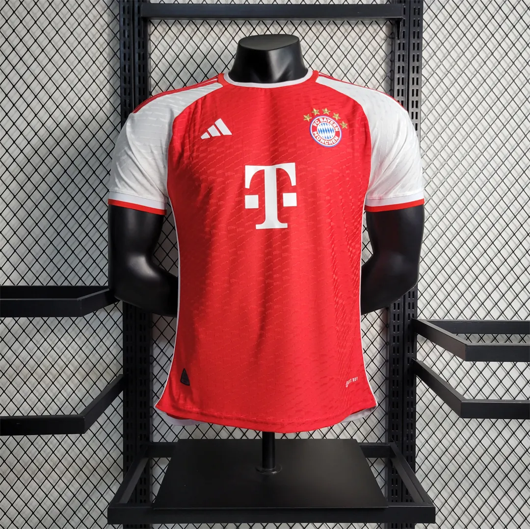 23-24 Bayern red player version 11