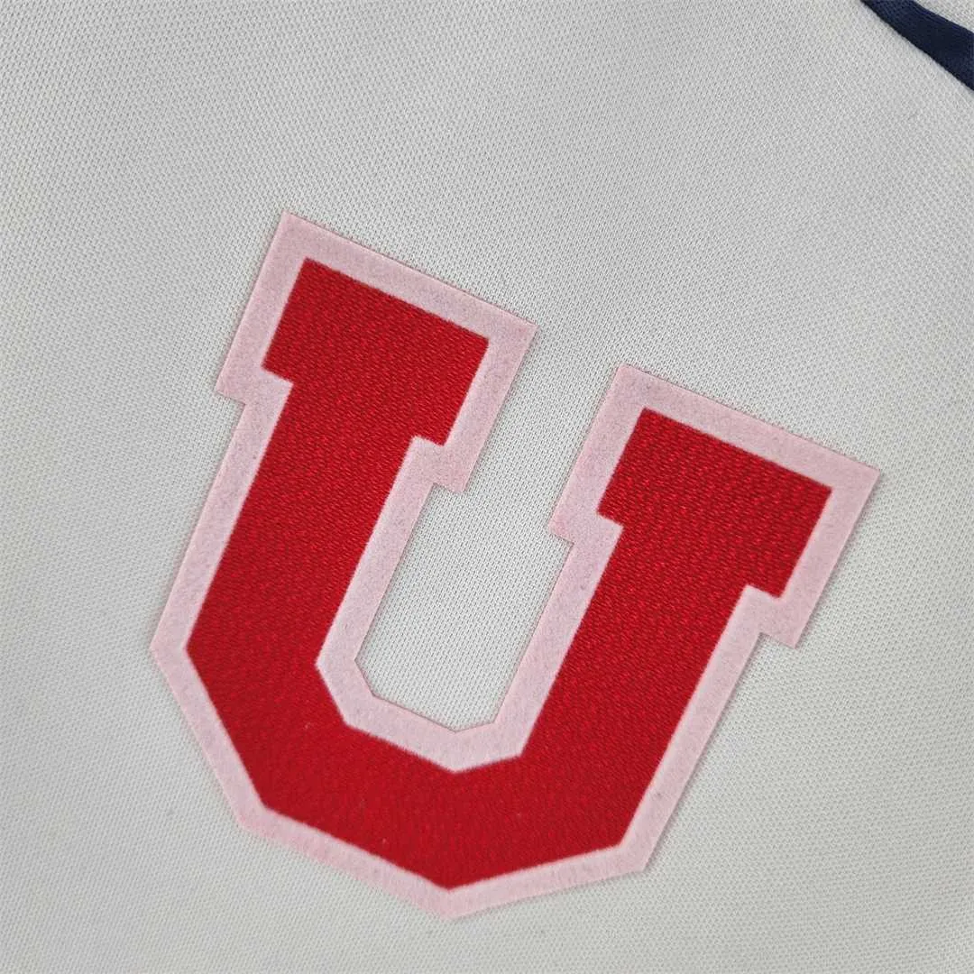00-01 University of Chile away 6