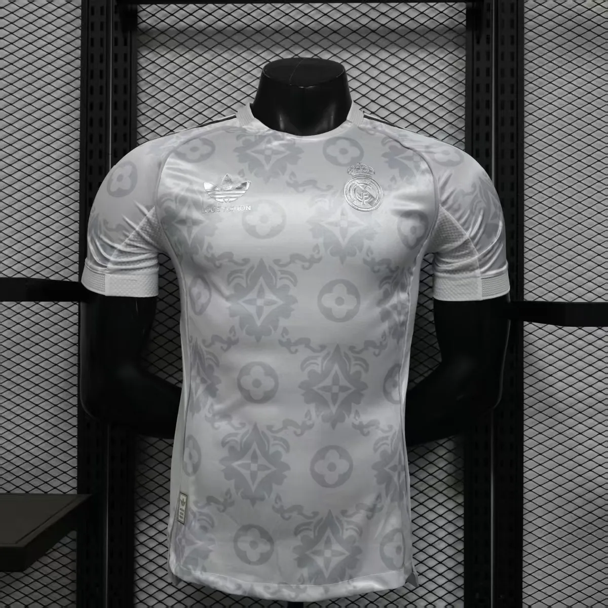 25-26 Real Madrid LV Galaxy Lights Joint Special Edition Soccer Shirt AAAAJersey Yupoo 7
