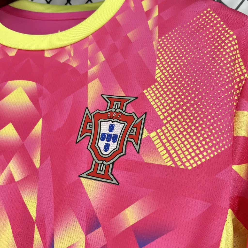 2026 Portugal Mens Goalkeeper Kit Football Pink T-Shirt AAAAJersey Supply Yupoo 7 6