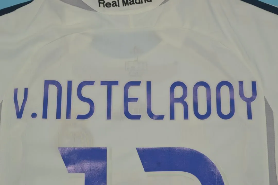 06-07 Real Madrid home white 29
