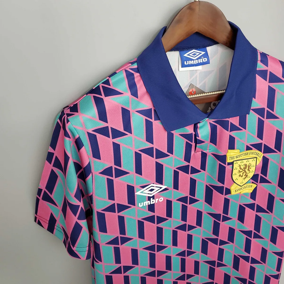 89-90 Scotland away 4