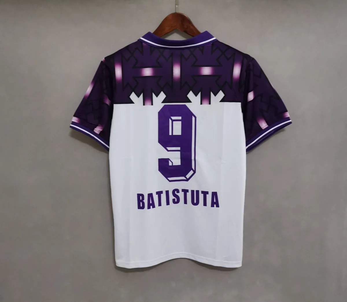 92-93 Fiorentina away 7