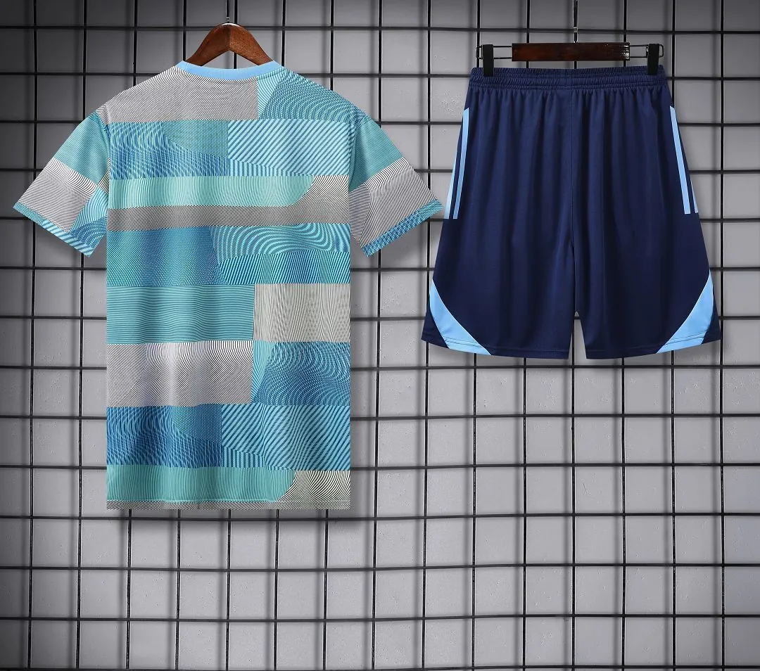 25-26 Real Madrid Training Kits Light Blue Football Tracksuits 4