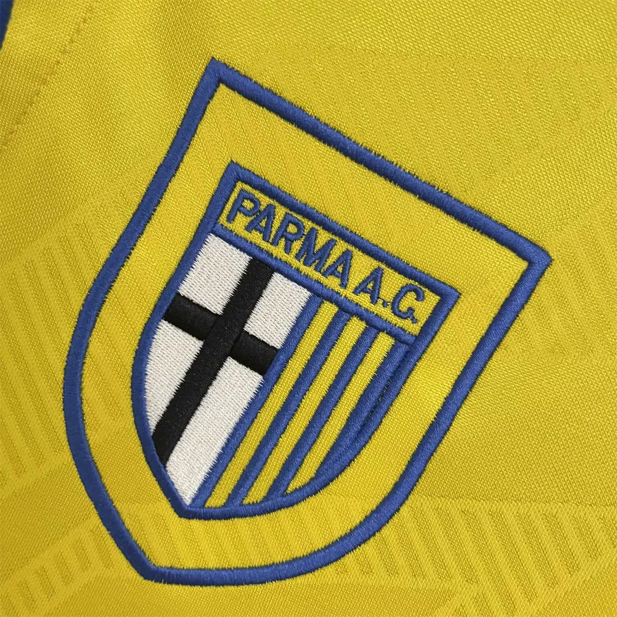 93-95 Parma home Cheap Football Kit 4