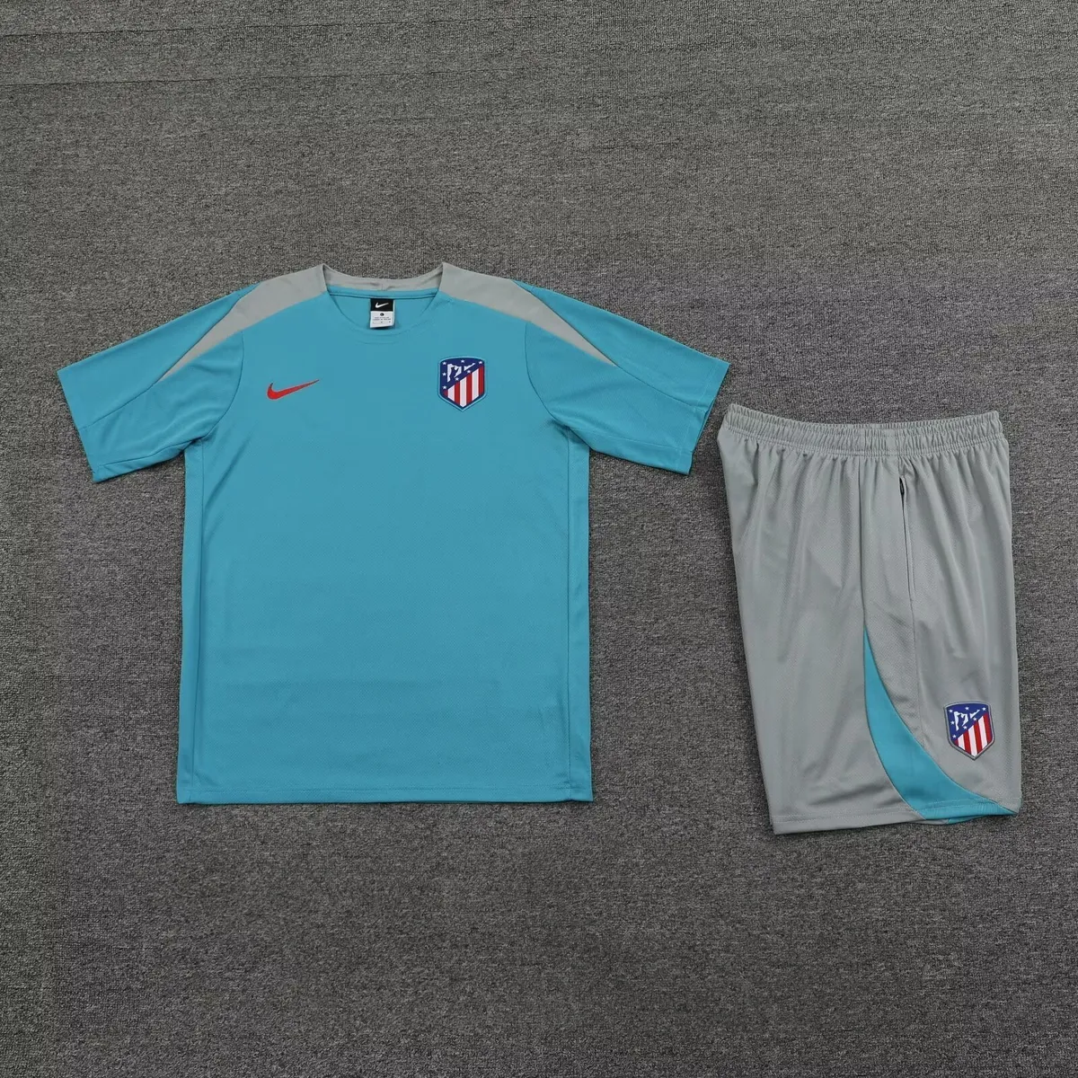 24-25 Atletico Madrid Training Soccer Jerseys Football Shirts 2