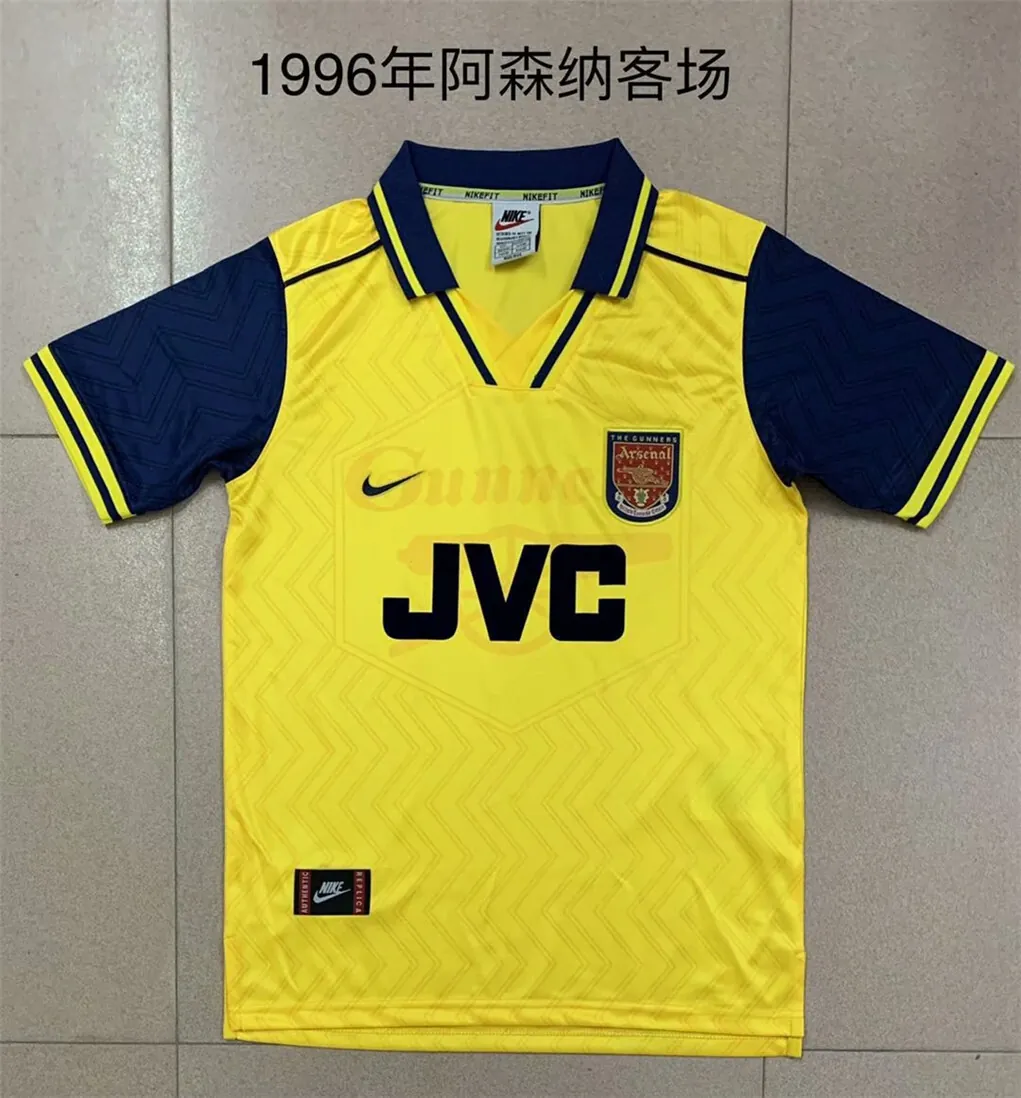 96-97 Arsenal away 2
