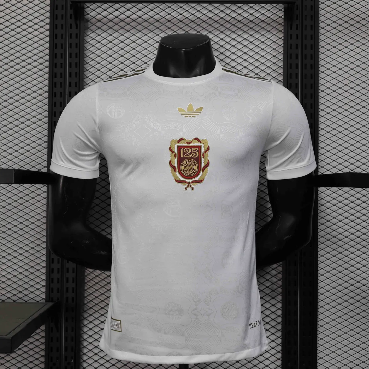 25-26 Bayern Munich 125th Anniversary White Player Version Shirt AAAAJersey Dropship Yupoo 4