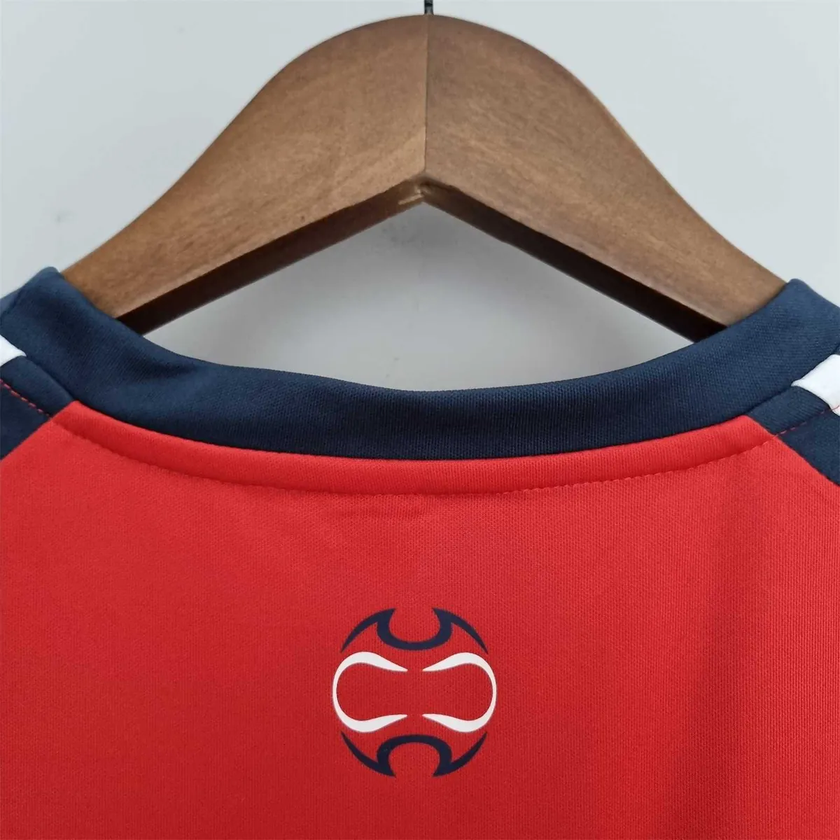 22-23 Bayern training suit red 2