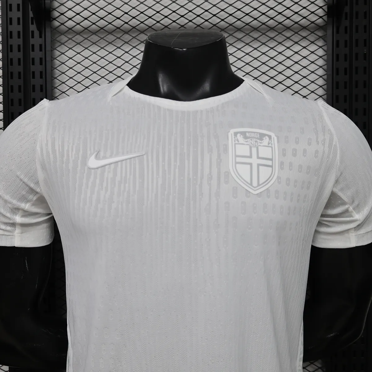 World Cup FIFA 2026 Norway Third Mens Kit Soccer Player Version T-Shirt AAAAJersey Supply Yupoo 10 3