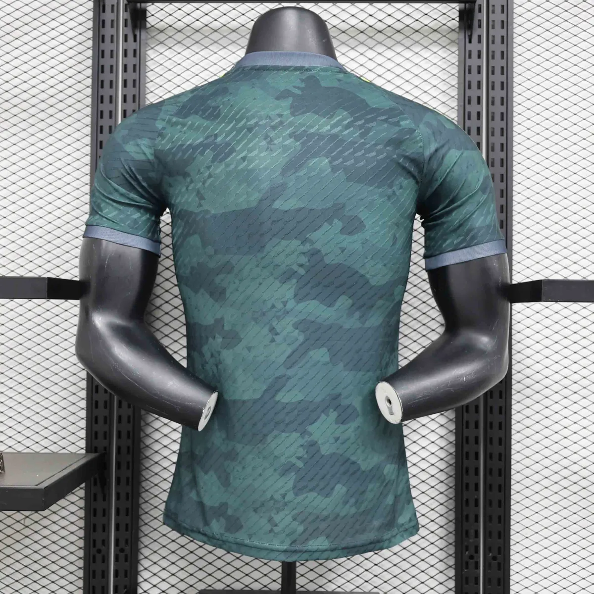 24-25 Real Madrid Special Edition Kit Green Player Version Shirt Football AAAAJersey Supplier 4