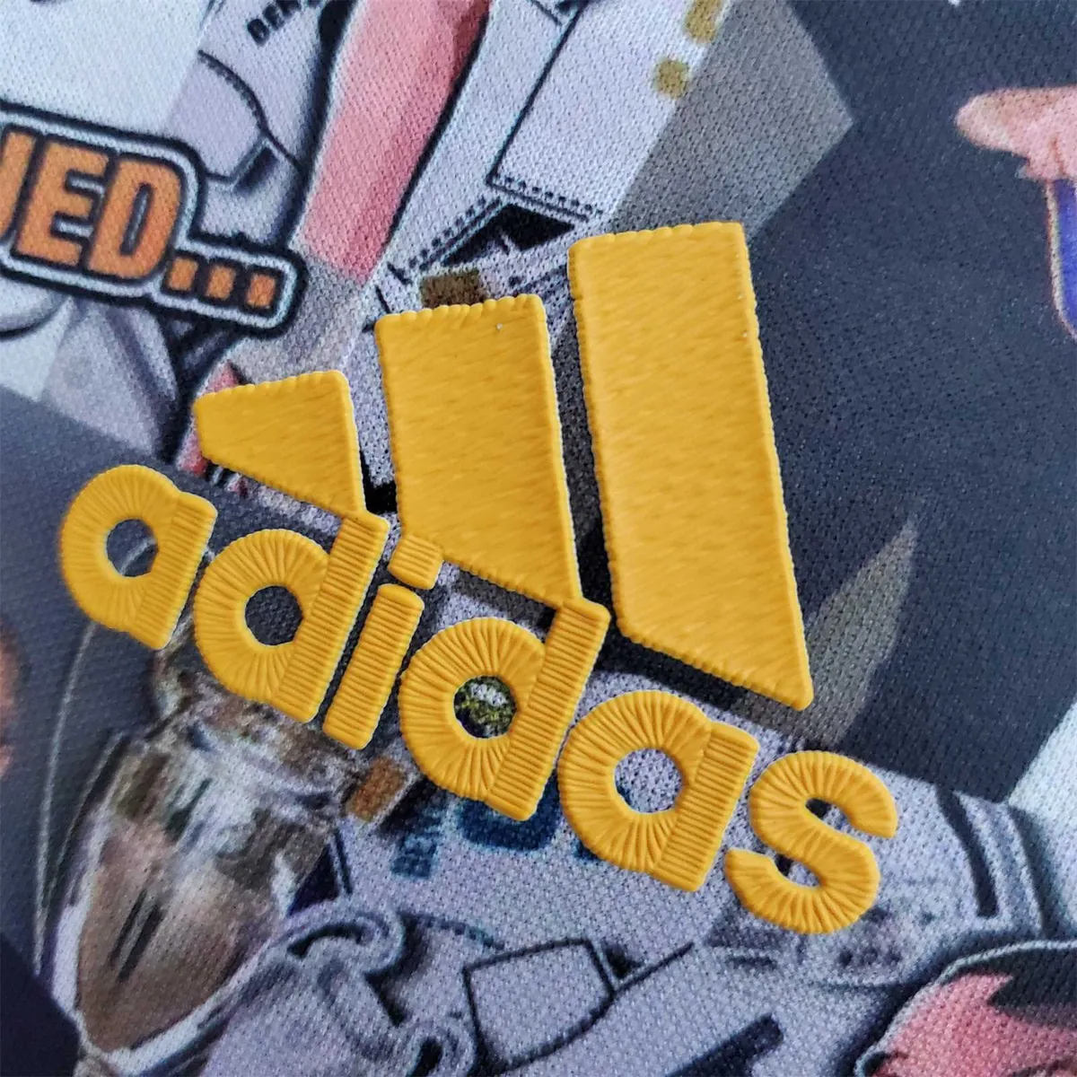 22-23 Real Madrid commemorative edition player version 4