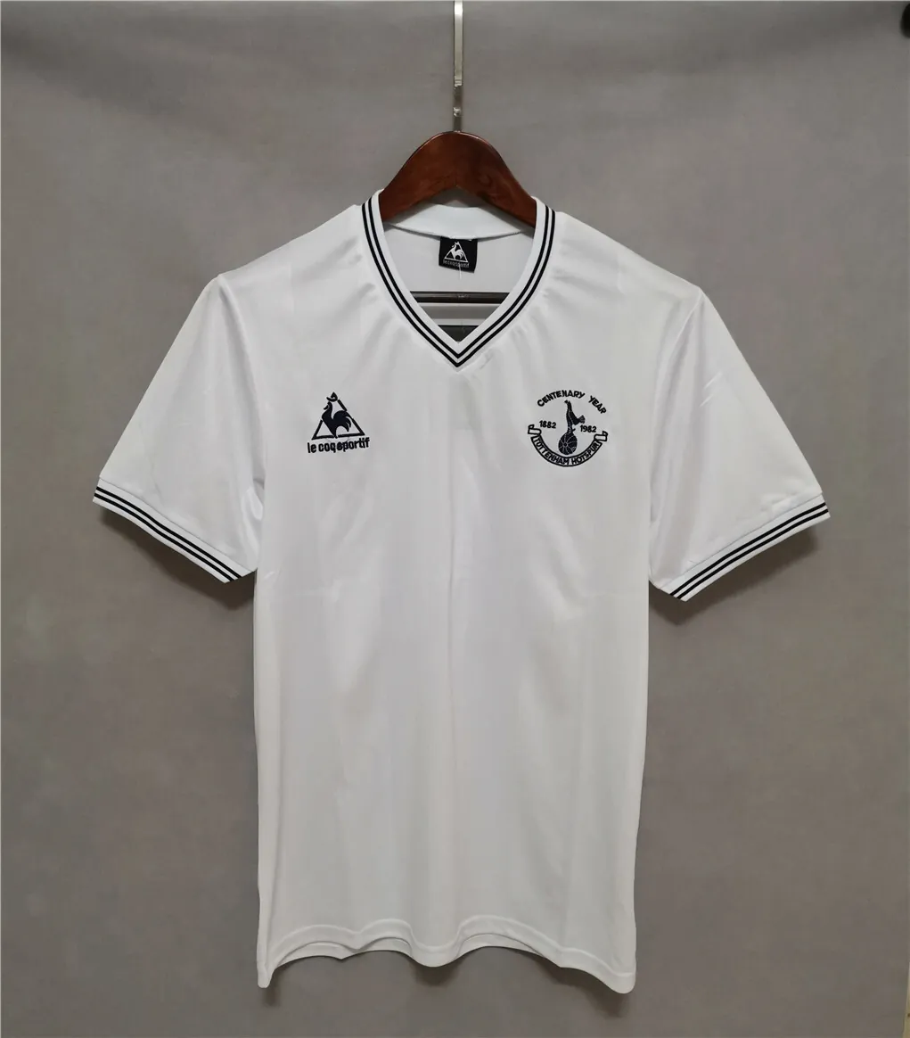 81-82 Tottenham Hotspur home white 7