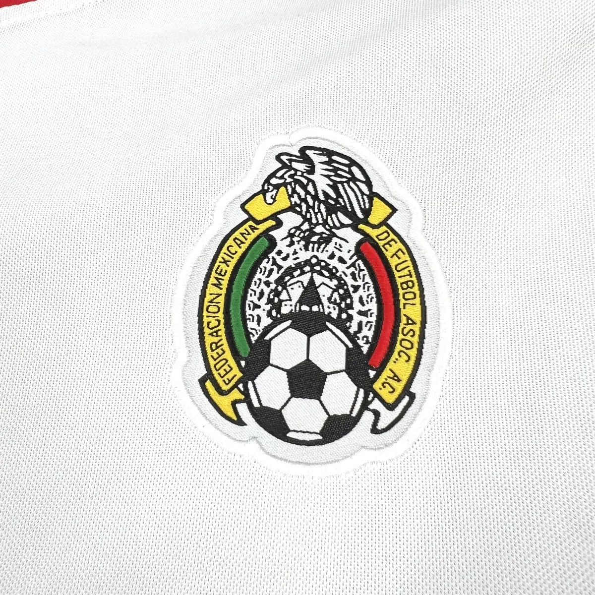 2002 Mexico Mens Away Football Retro Kit Vintage T-Shirt AAAAJersey Wholesale Yupoo 8 3