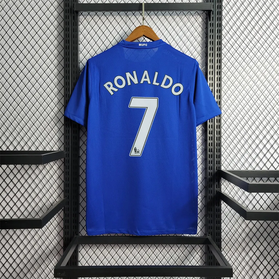 08-09 Manchester United away 4