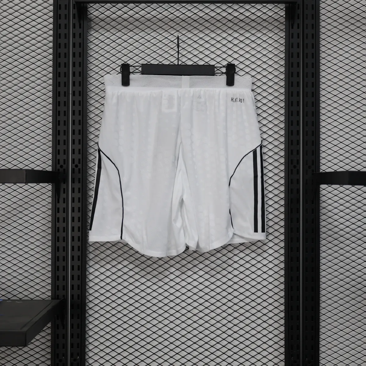 25-26 Manchester United Home Player Version Shorts AAAAJersey Supplier Yupoo 3