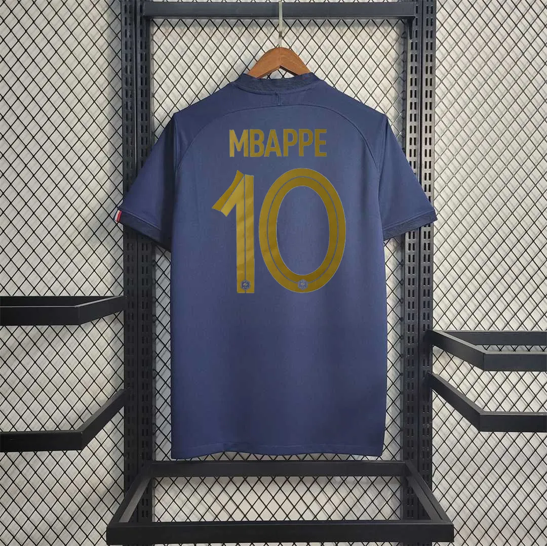 2022 France home 21