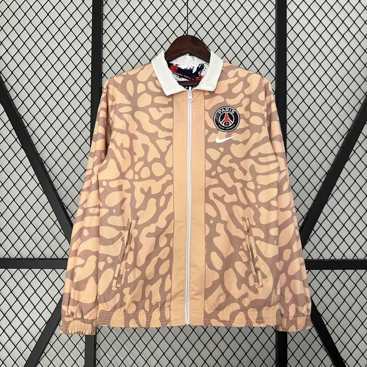23-24 PSG Reversible Windbreaker White&Brown Double-Sides Jacket Soccer Jerseys For Sale 4
