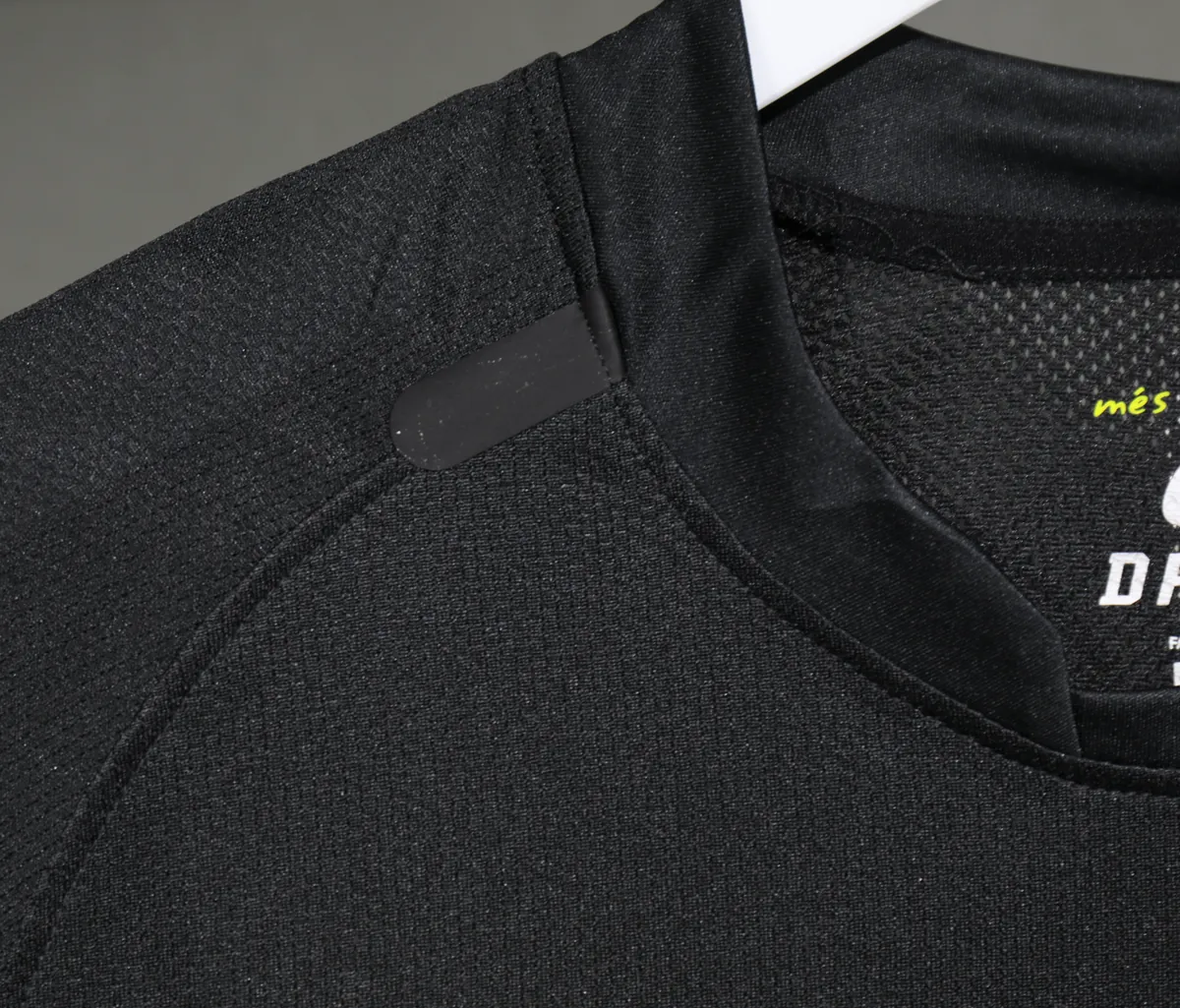 11-12 Barcelona Away Retro Kit Vintage Player Version Sino Shirt AAAAJersey Dropship Yupoo-1 3
