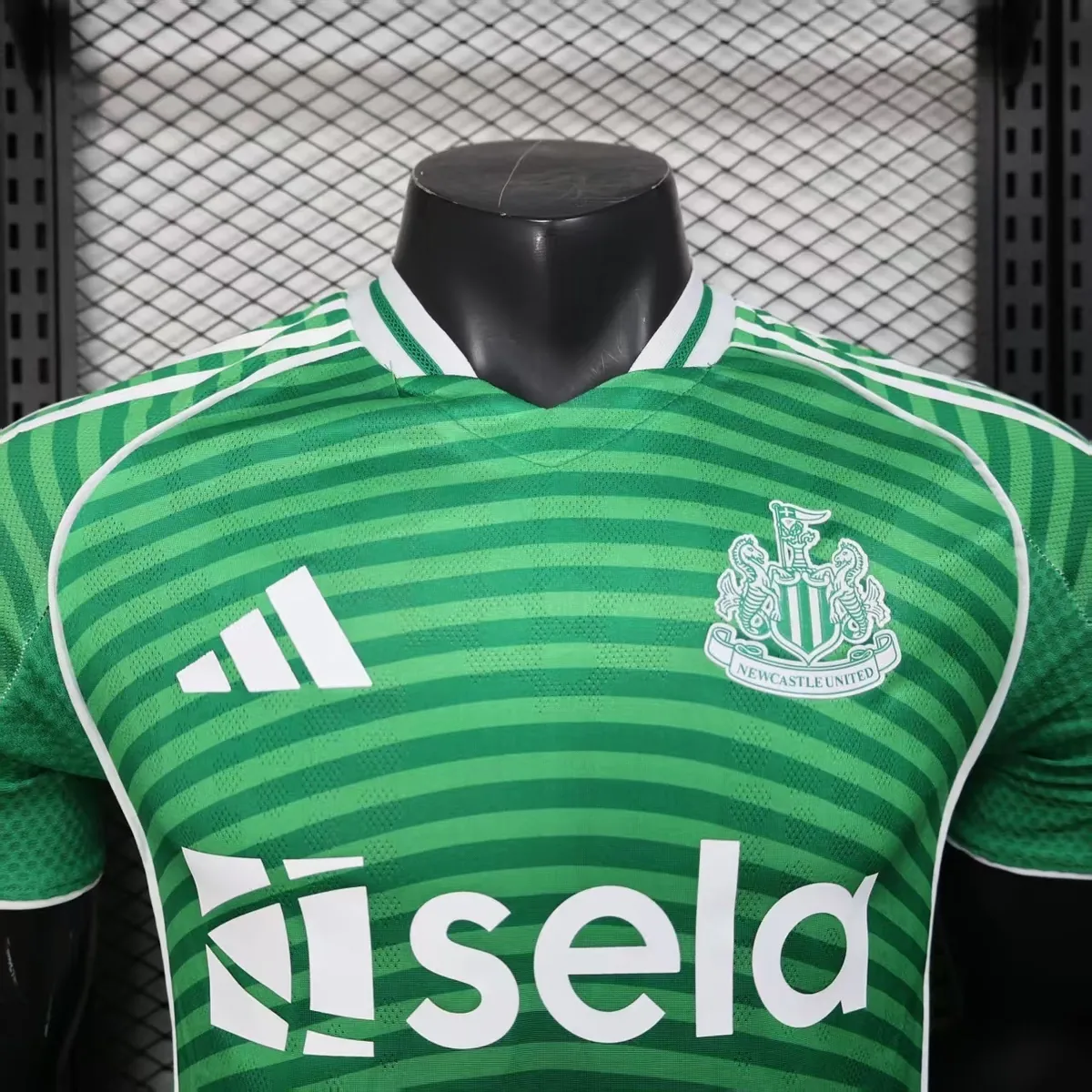 25-26 Newcastle United Away Kit Player Version Soccer Green Shirt AAAAJersey Yupoo 1