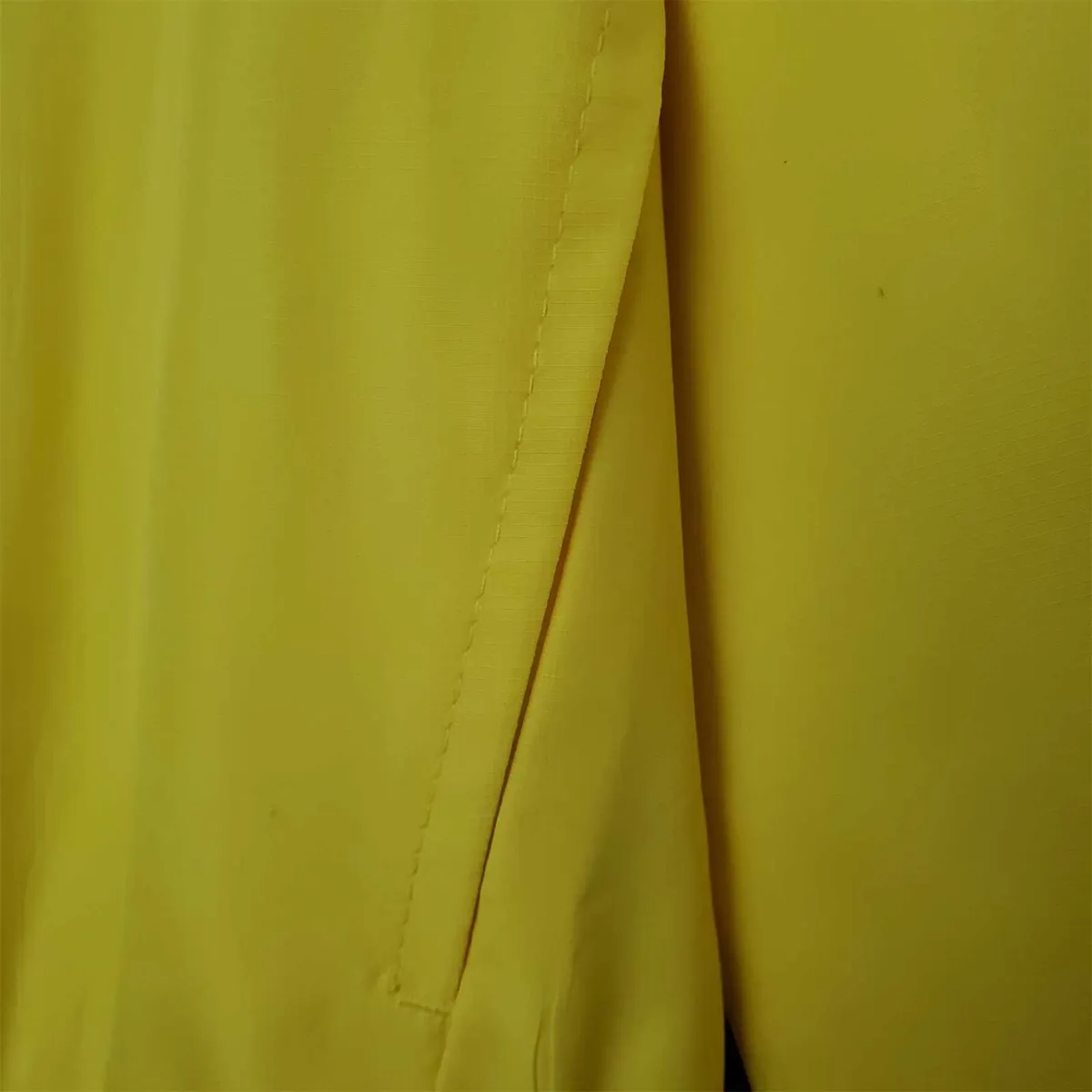 21-22 Dortmund yellowwhite windbreaker 6