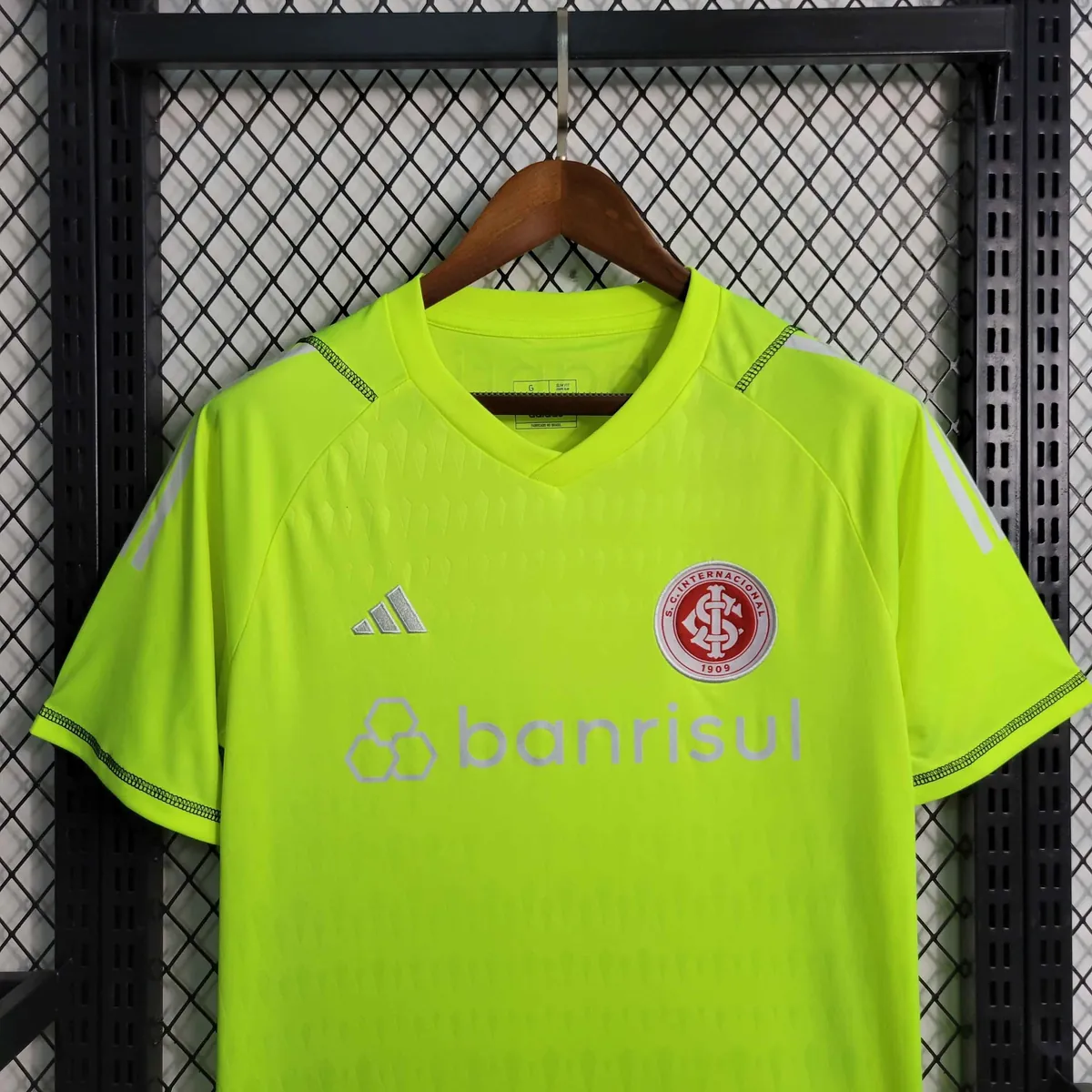 23-24 Internacional Goalkeeper Fluorescent Green S-XXL 3