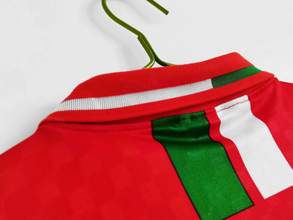 96-98 Wales home 6