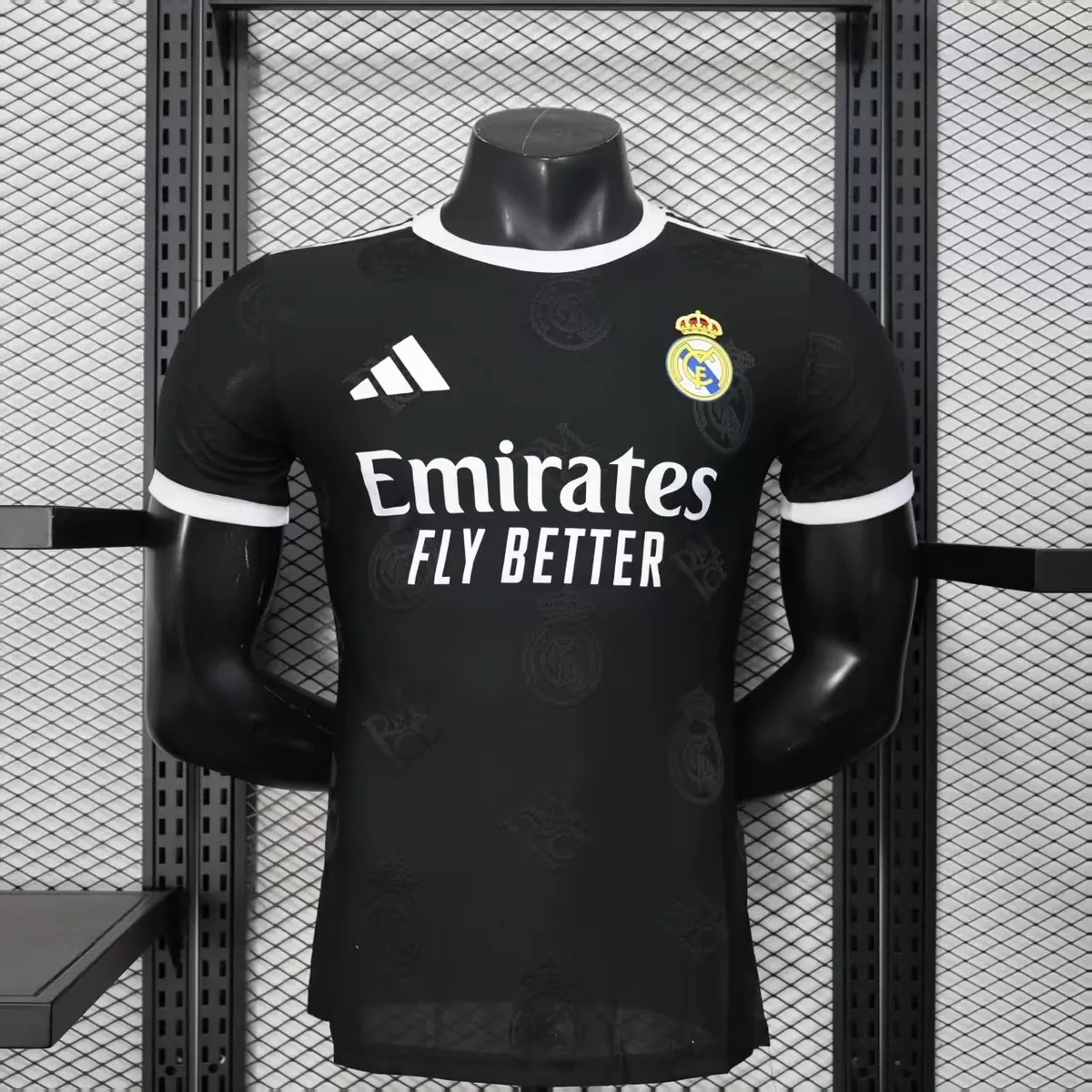 25-26 Real Madrid OG Special Edition Black Player Version Shirt AAAAJersey Supply Yupoo 4