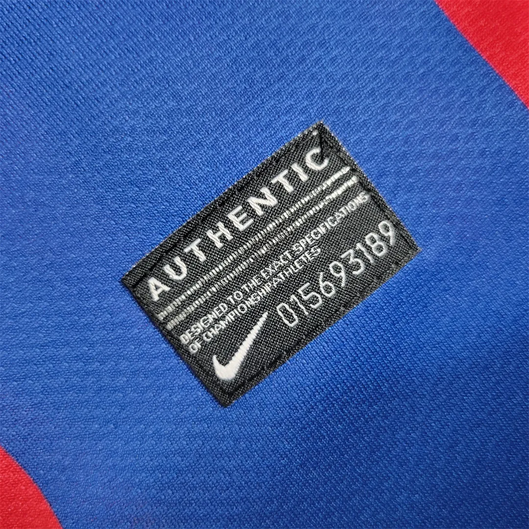 10-11 Barcelona home 7