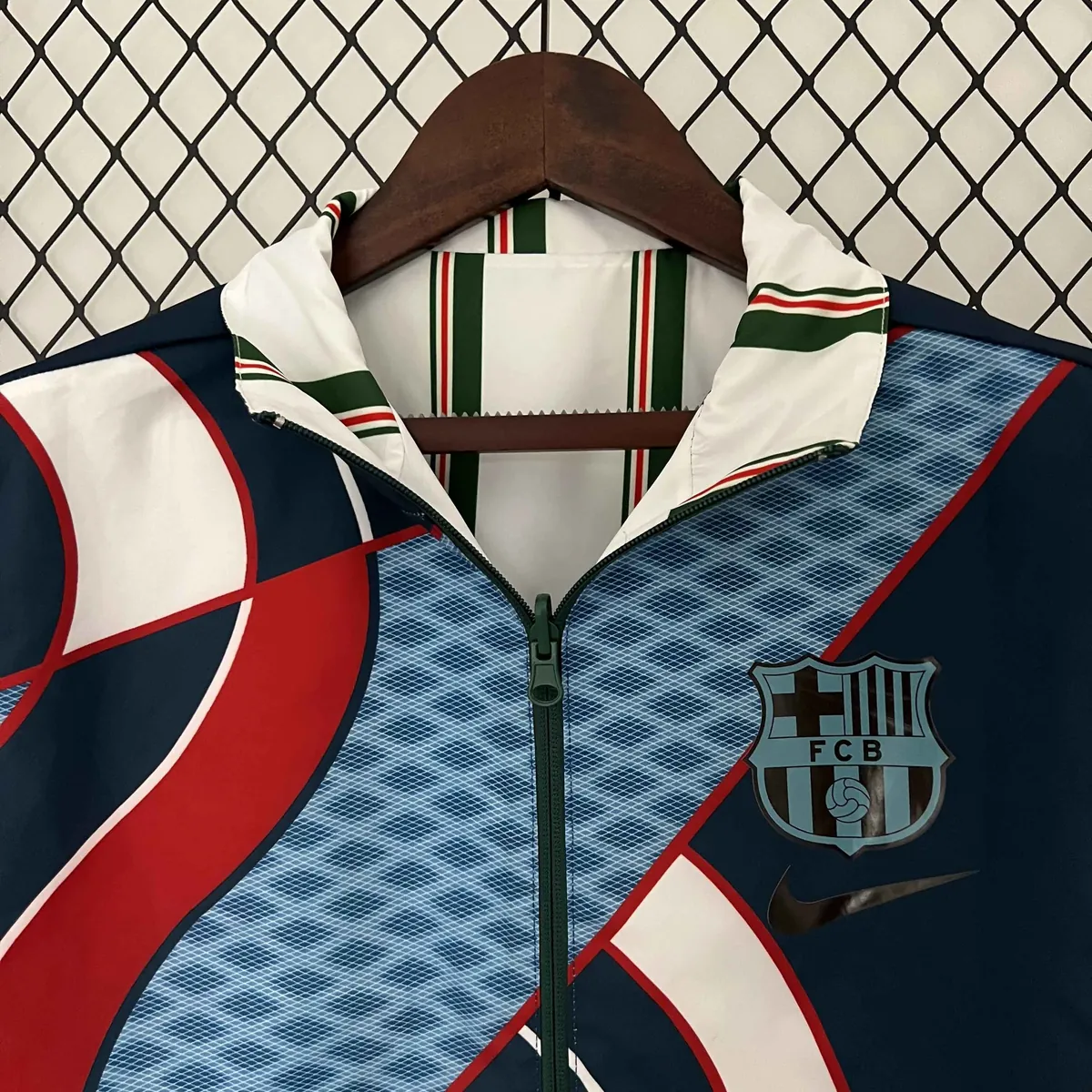 23-24 Barcelona Reversible Windbreaker Double-Sides Jacket Soccer Jerseys For Sale 8