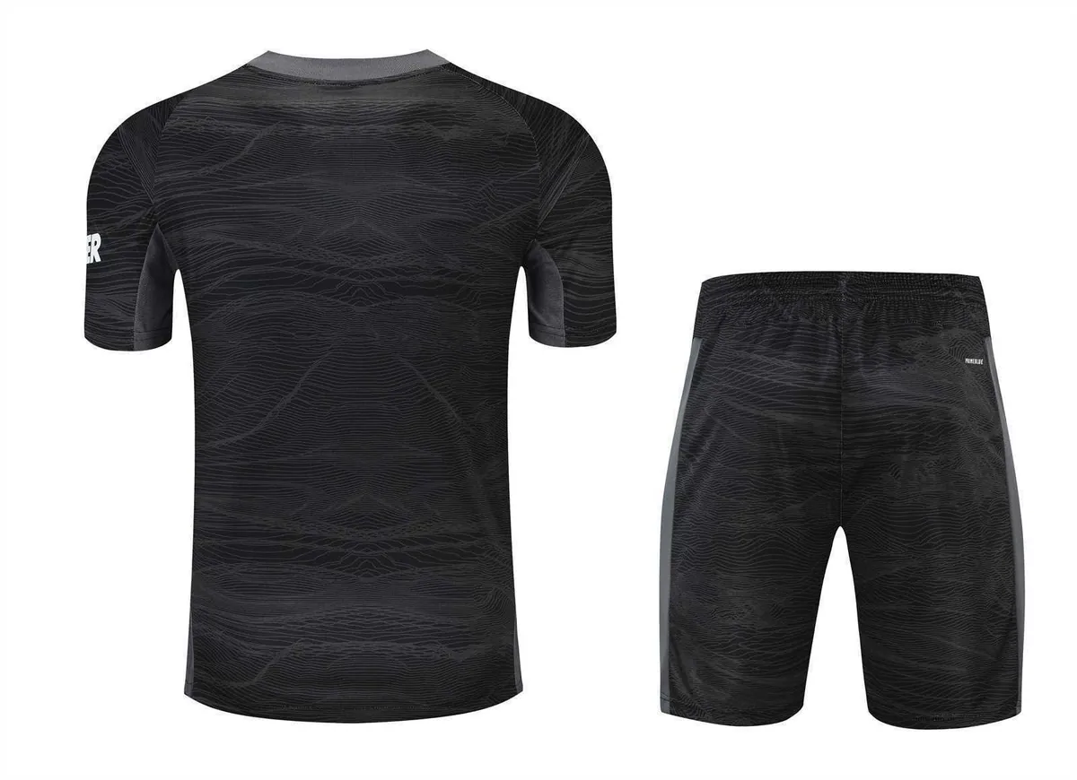 21-22 Manchester United black goalkeeper 1