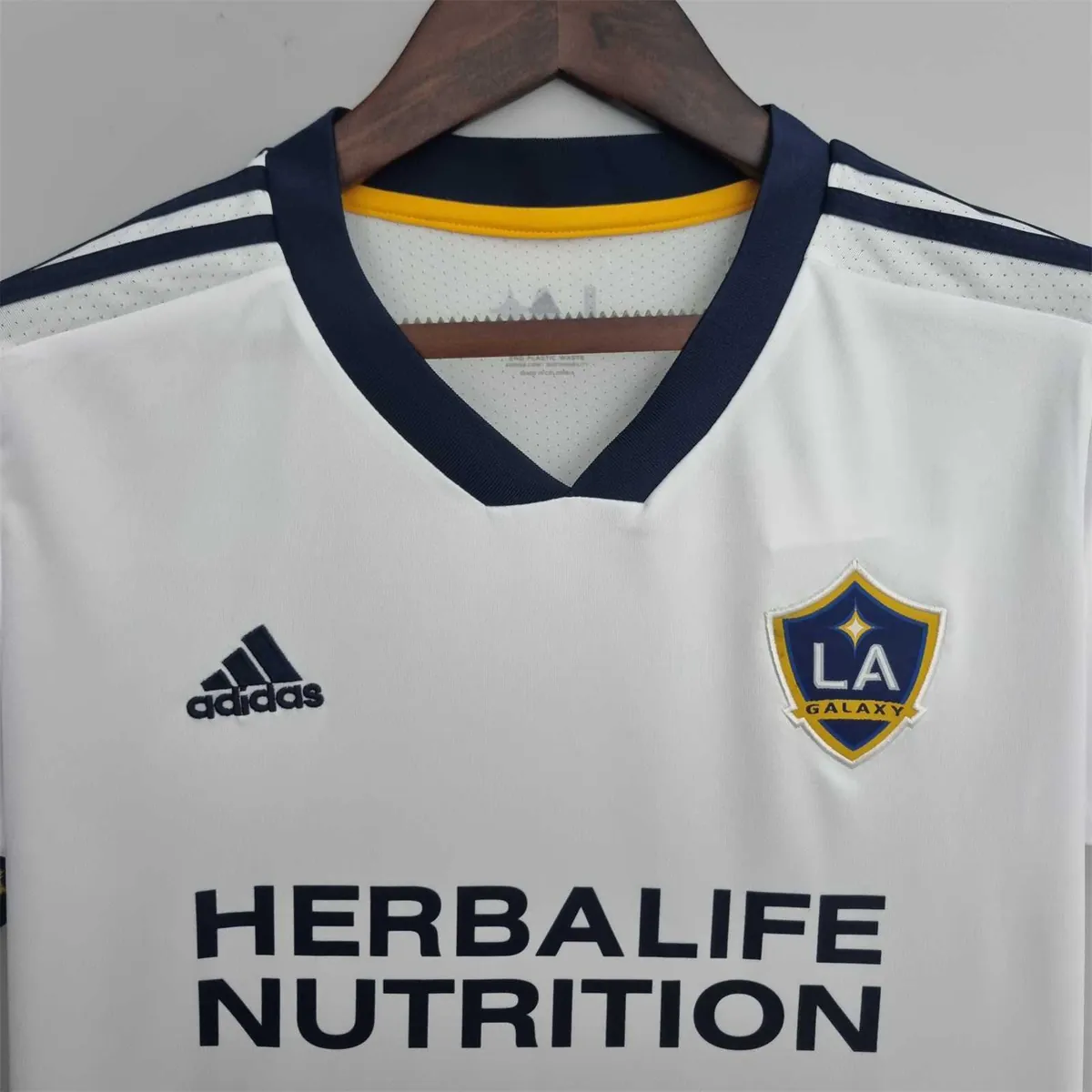 22-23 LA Galaxy woman home 6
