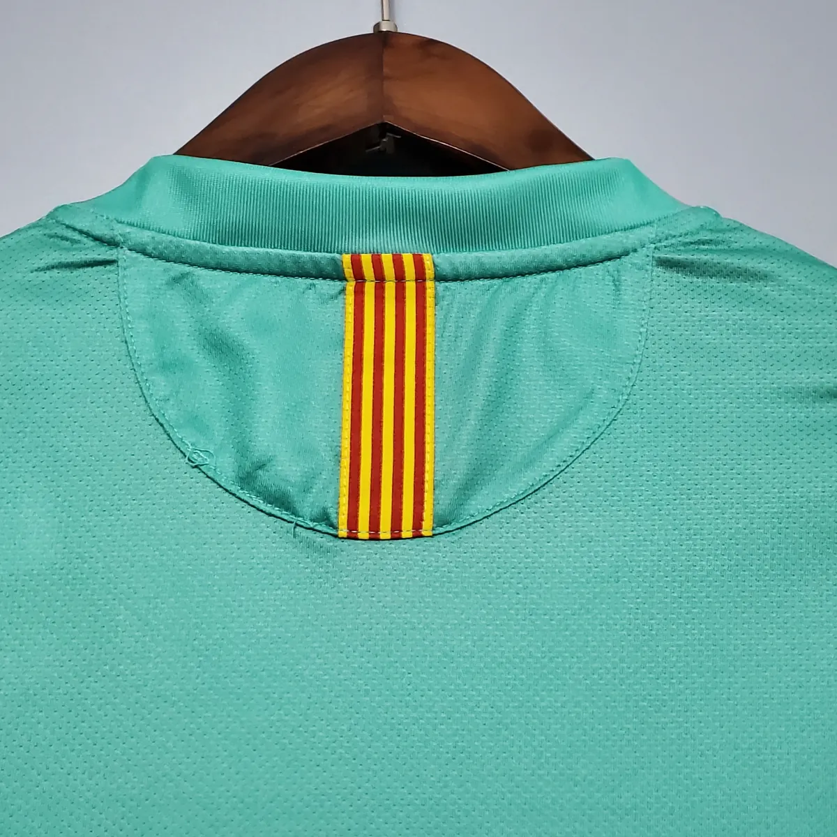 10-11 Barcelona away 4