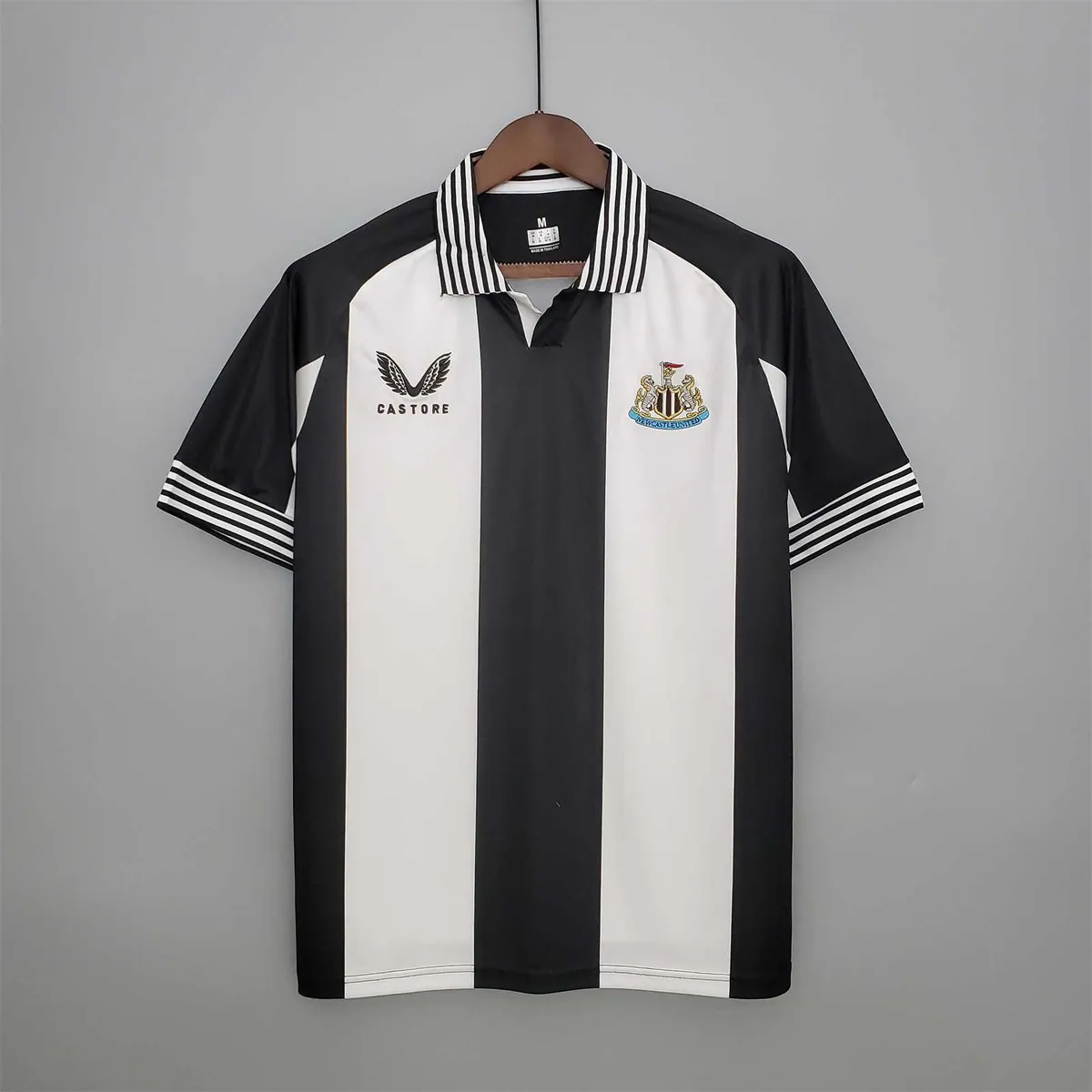 Newcastle commemorative edition whiteblack 8