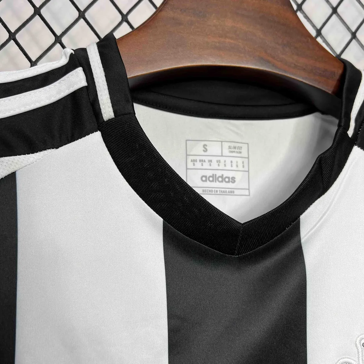 24-25 Newcastle United Home Kit AAAAJersey Supplier Yupoo 2