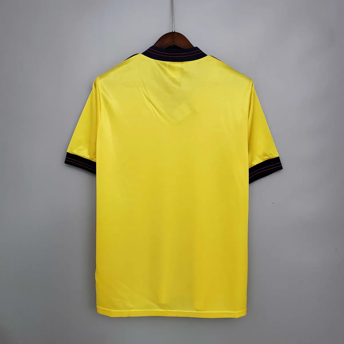 83-86 Arsenal away 5
