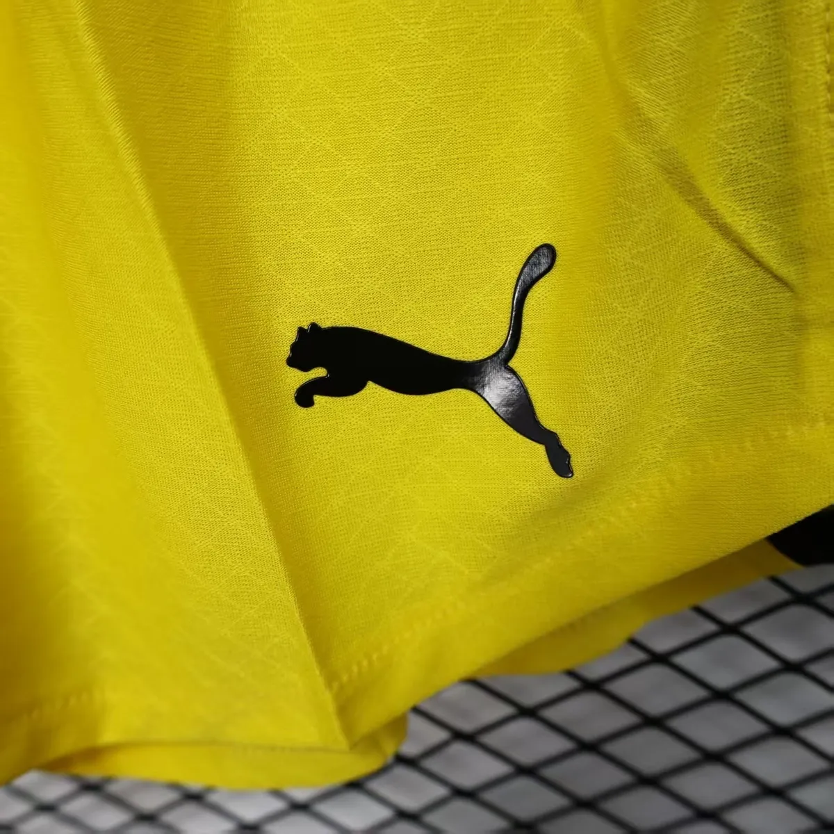 25-26 Dortmund Home Yellow Player Version Shorts AAAAJersey Supplier Yupoo 1