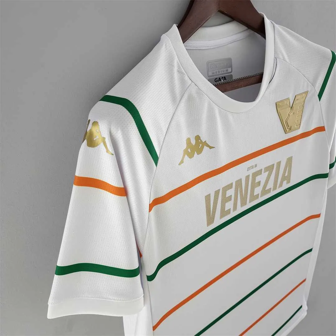 22-23 Venezia away 8