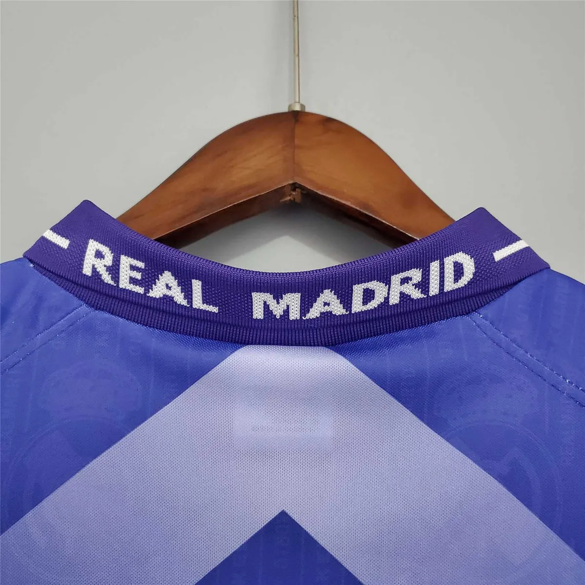 96-97 Real Madrid away 7