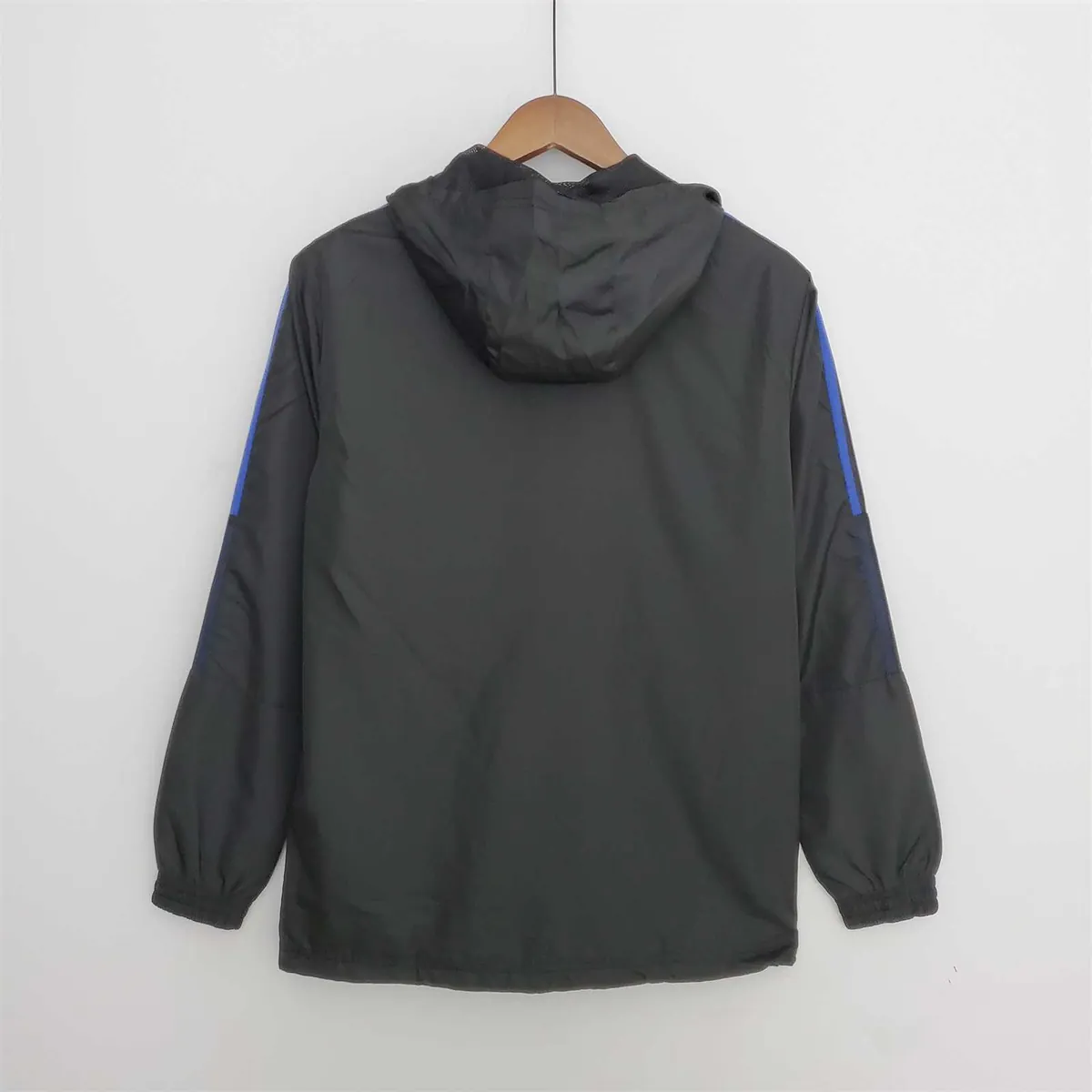 22-23 Manchester United black windbreaker 3