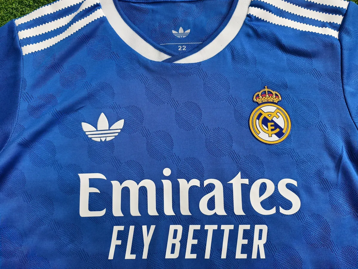 25-26 Real Madrid Third Away Player Version Kid Kits Youth Apparels AAAAJersey Dropship Yupoo 1