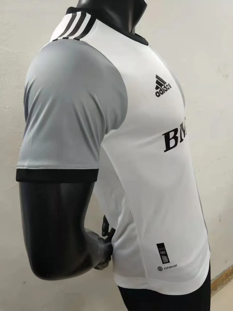 22-23 Toronto away player version 3