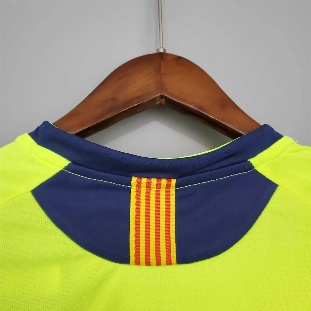 05-06 Barcelona away 2