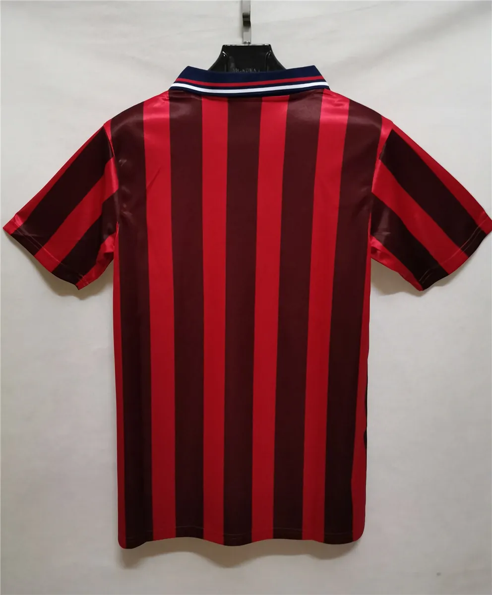 1998 England away red 3
