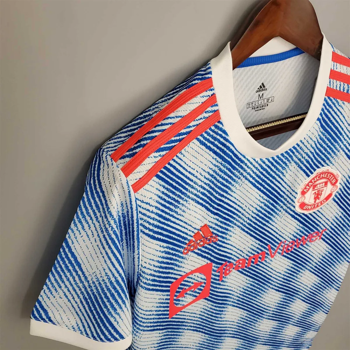 21-22 Manchester United away 19