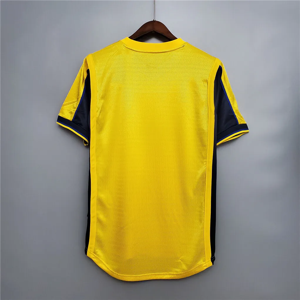 99-00 Arsenal away 5
