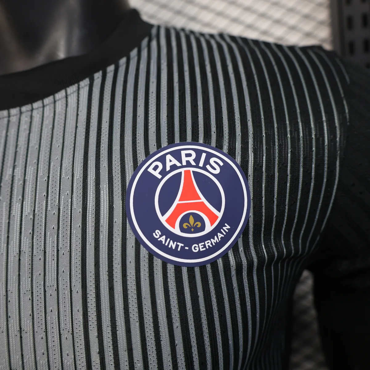 25-26 PSG Black Goalkeeper Kit Player Version Shirt AAAAJersey Supply Yupoo 8