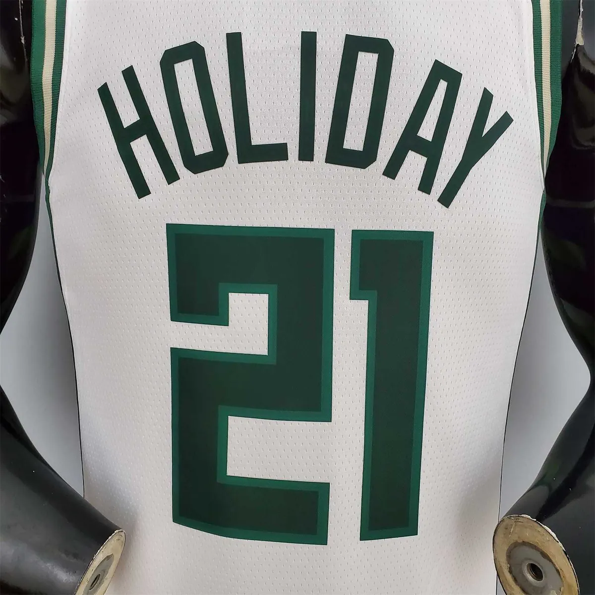 2022 Holiday#21 Bucks White 6