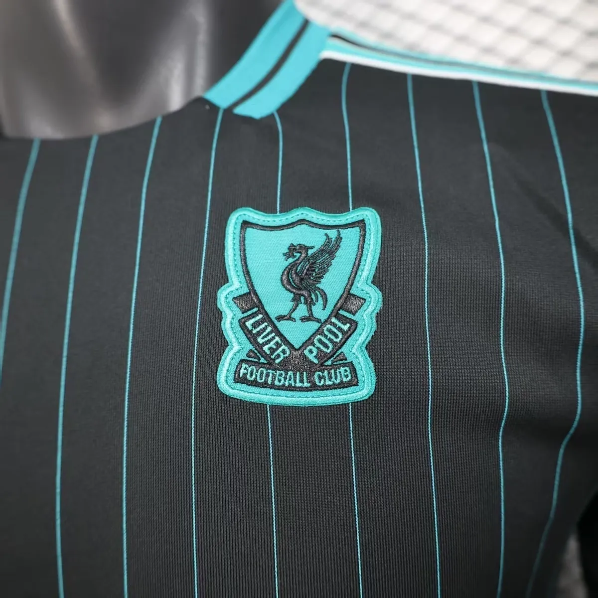 25-26 Liverpool Casual Black Retro Style Football Shirt Apparels AAAAJersey Supply Yupoo 4